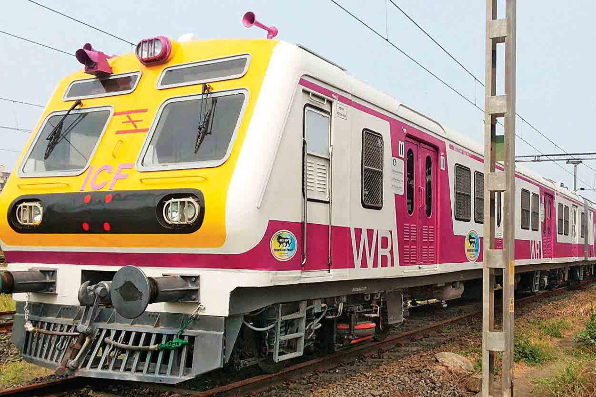 Mumbai Railway Local Connectivity